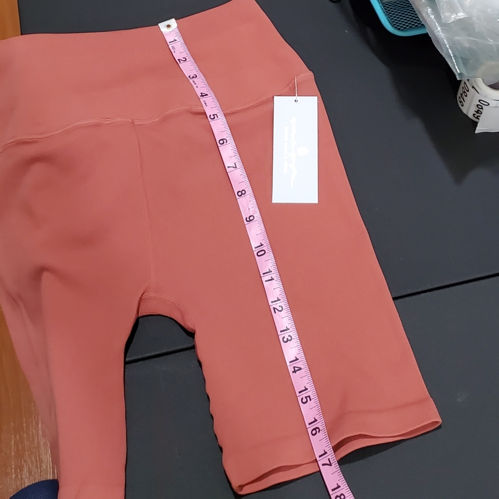 NWT Spiritual Ganster Burnt Orange Ribbed Biker Shorts Sz M/L - Picture 11 of 12